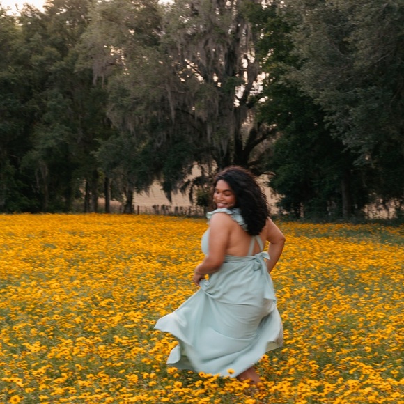 Cream A-line Maxi Dress - Picture 5 of 5